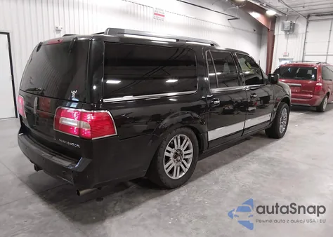 2010 Lincoln Navigator L z USA, uszkodzony, nr VIN 5LMJJ3J57AEJ07458